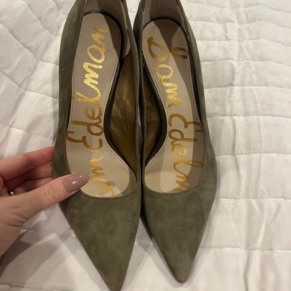 Sam Edelman green suede heels
